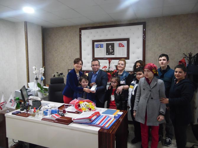 ozel-okuldan-ozel-kutlama-002.JPG
