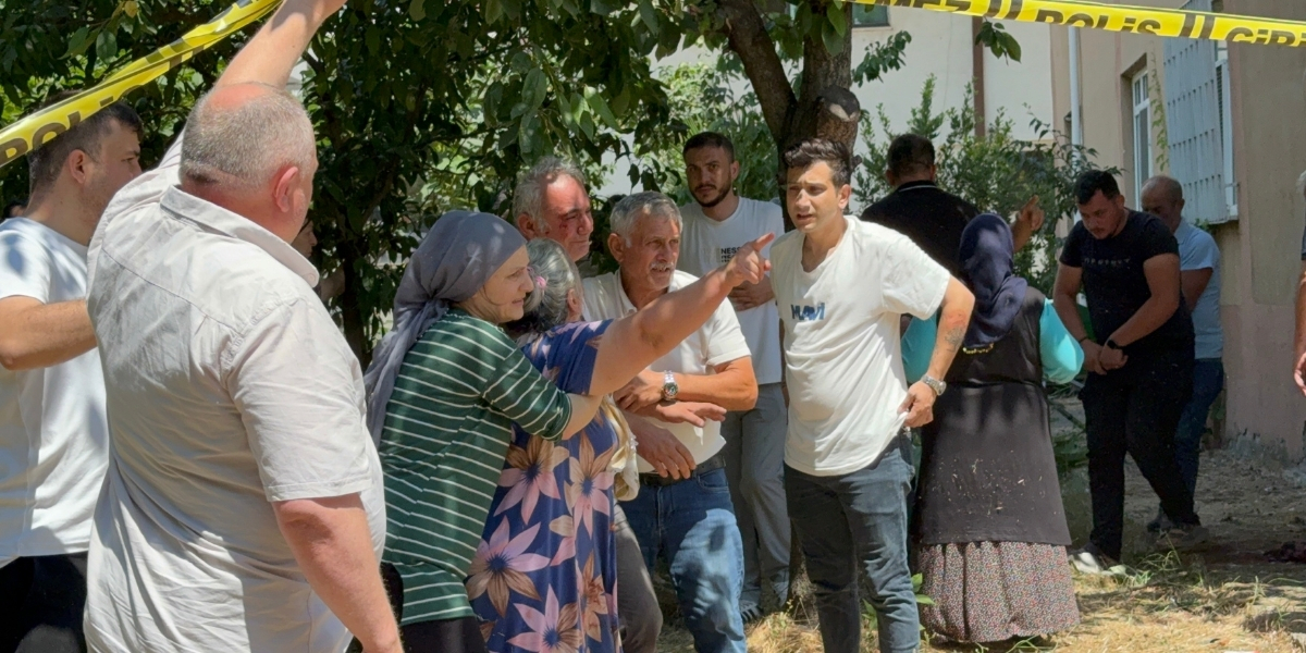 pencereden-dusen-16-yasindaki-cocuk-hayatini-kaybetti-002.jpg