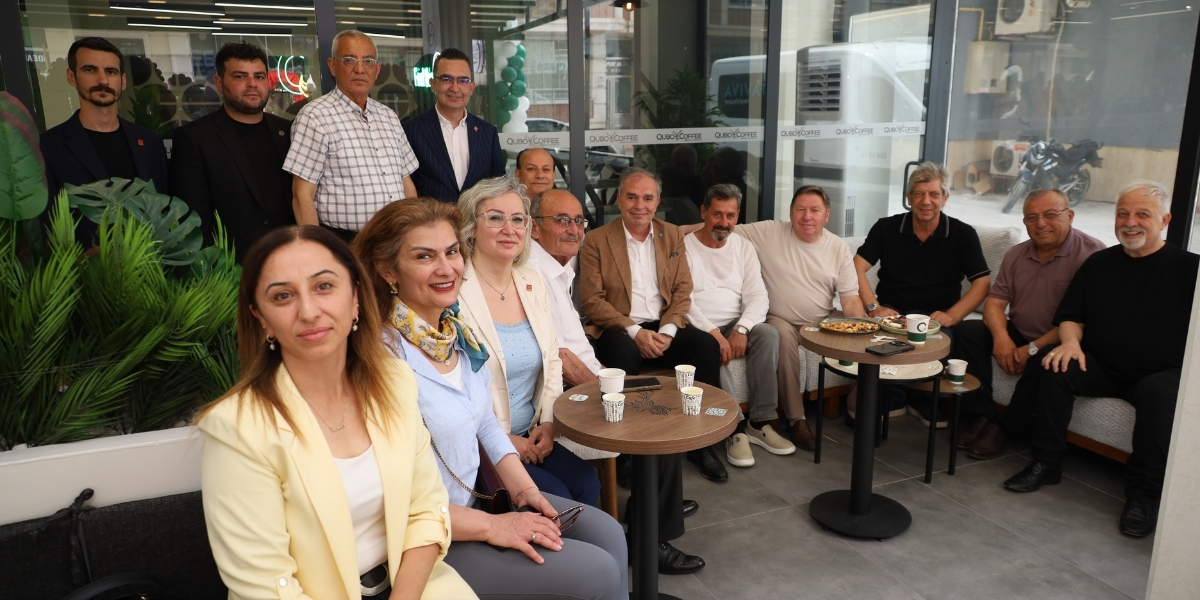 qubo-coffee-bafrada-kapilarini-acti-002.jpg