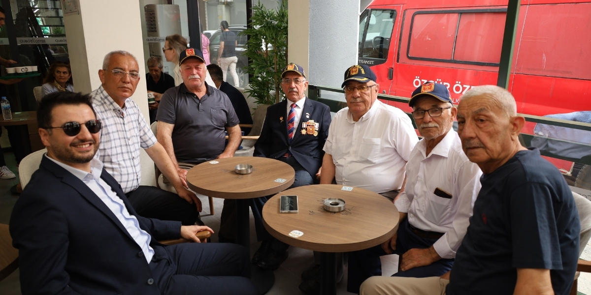 qubo-coffee-bafrada-kapilarini-acti-004.jpg