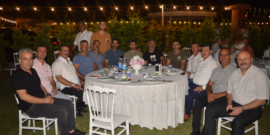 raziyeyasin-kilic-mutluluk-dolu-yillar-icin-birbirlerine-evet-dediler-9.png