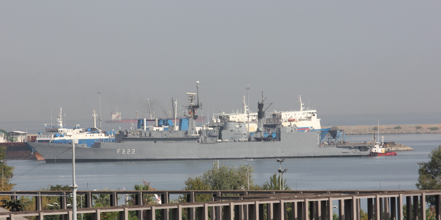 romanya-savas-gemisi-samsunda-001.png