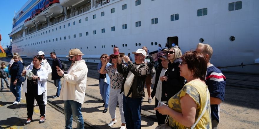 rus-turistler-3.jpg