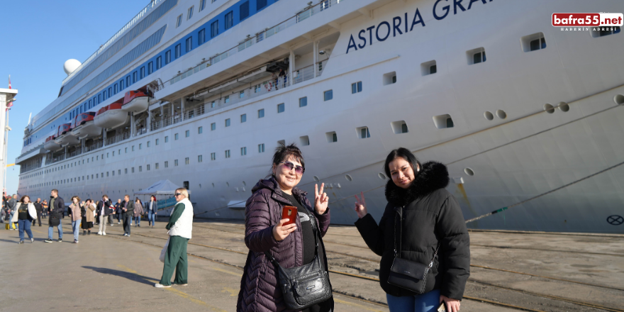 rus-turistler-samsuna-hayran-kaldi-002.png