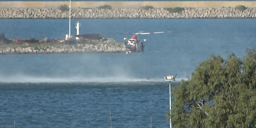 sahil-guvenlik-helikopterlerinden-nefes-kesen-gosteri-2.jpg