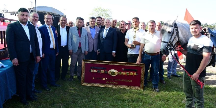 sakarli-hidirellez-festivalinde-rahvan-at-yarislari-coskusu.jpg