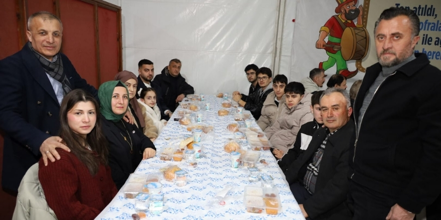 salih-kilic-iftar-yemegi.jpg
