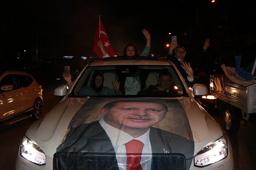 samsun-erdoganin-zaferini-kutladi-2.jpg