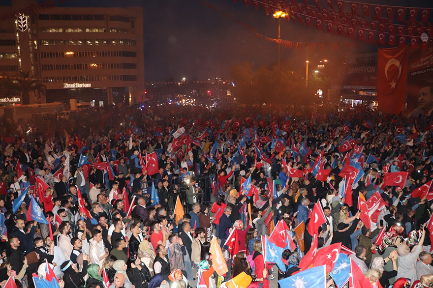 samsun-erdoganin-zaferini-kutladi-3.jpg