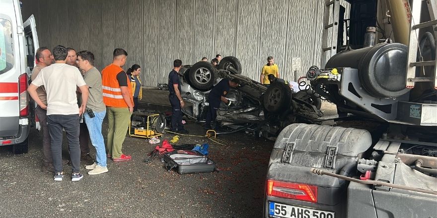 Samsun'a gelen tır kaza yaptı 3 ölü 4 yaralı
