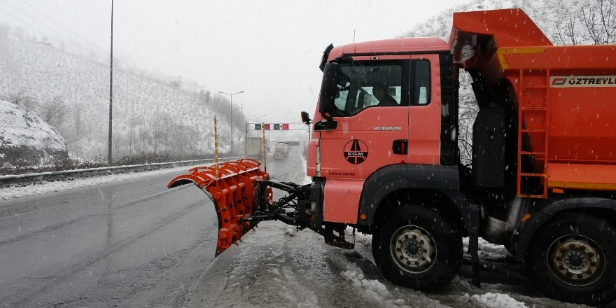 samsun-ordu-karayolunda-kar-002.jpg