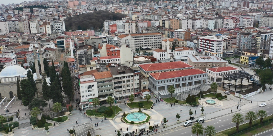 samsun-saathane-meydani-aslina-bonuyor-001.png