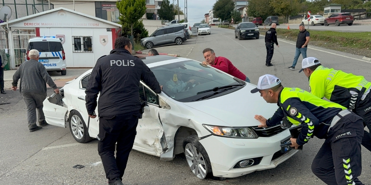 samsun-uc-arac-carpisti-2-yarali.jpg