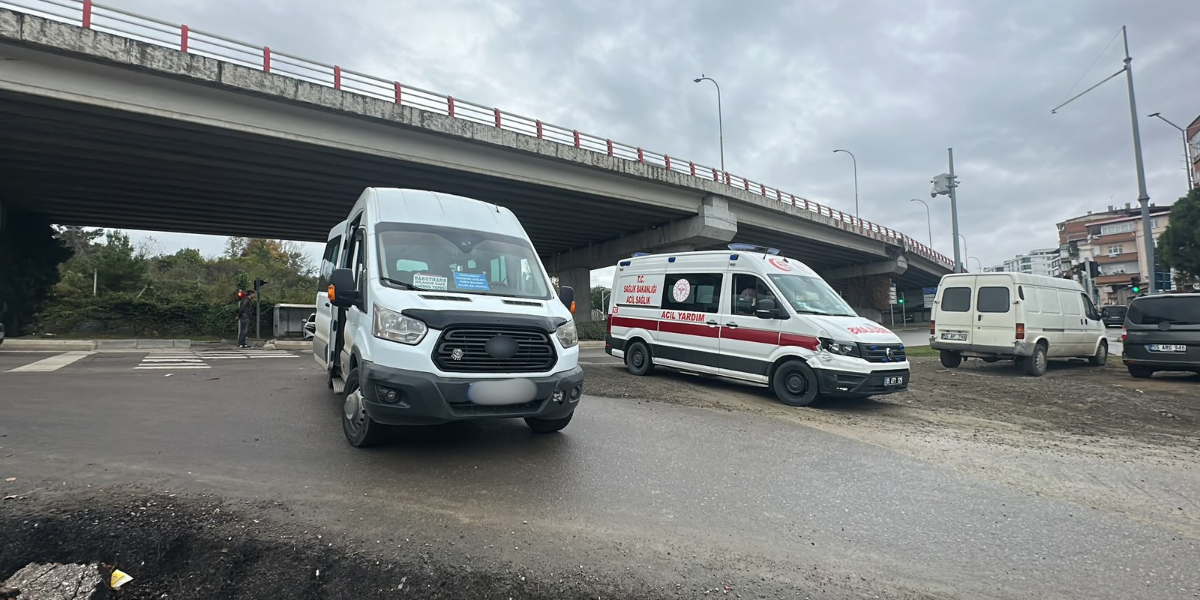 samsunda-ambulans-carpismasi-001.jpg