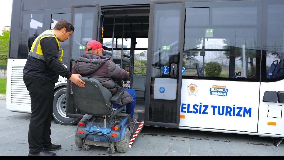 samsunda-engelsiz-turizm-otobusu-hizmete-girdi.jpg