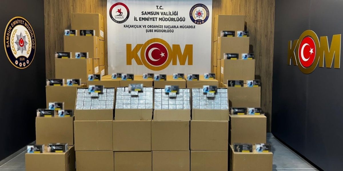 samsunda-kamyonetten-1-milyon-350-bin-kacak-makaron-cikti.jpg