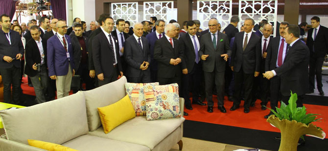 samsunda-mobilya-fuari-acildi.jpg