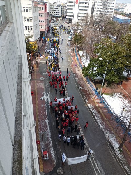 samsunda-sendikalardan-yuruyus-ve-miting.jpg