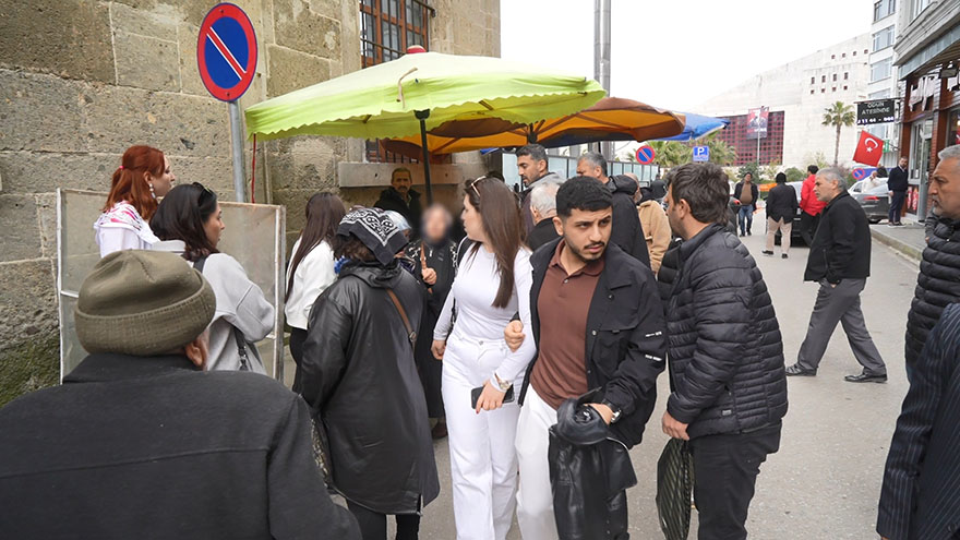 samsunda-taciz-girisimi-genc-kiz-tokat-atarak-kurtuldu-2.jpg