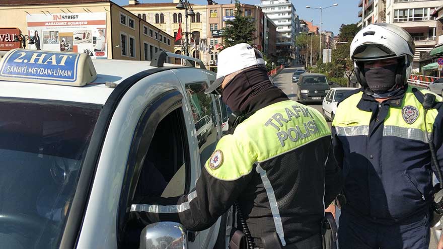 samsunda-trafik-ekiplerinden-fazla-yolcu-denetimi-2.jpg