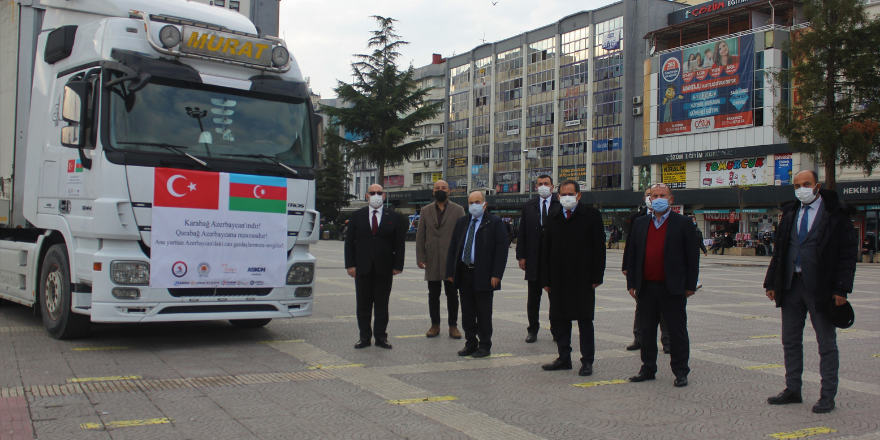 samsundan-azerbaycana-bir-tir-dolusu-tibbi-malzeme-gonderildi-ugurlama-toreninde-konusan-samsun-valisi-zulkif-dagli-kurtulusun-basladigi-sehirden-kurtulmus-olan-karabaga-malzemeleri-gonderiyoruz-dedi.png