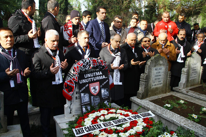 samsunspor-27-yil-oncesi-kazasinda-vefat-edenleri-andi-002.jpg