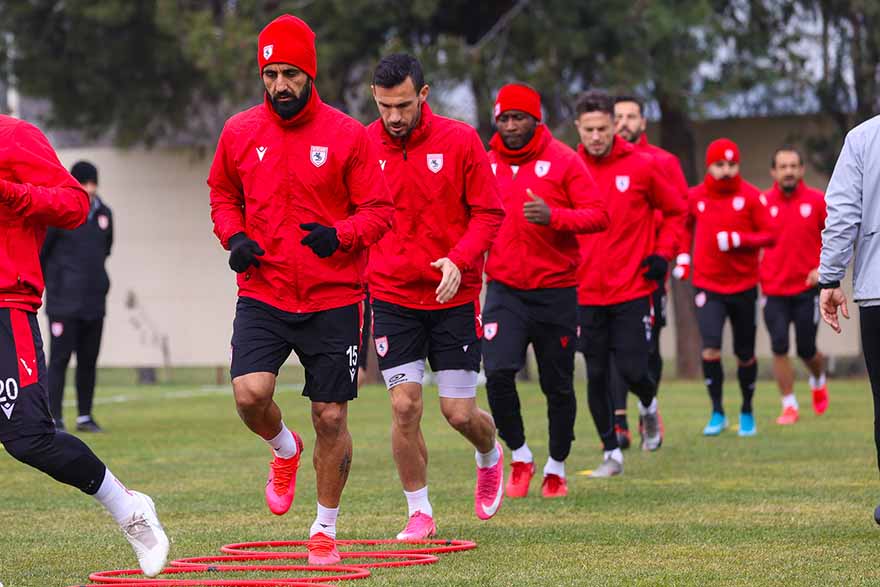 samsunspor-ankara-keciorengucu-macina-hazir.jpg