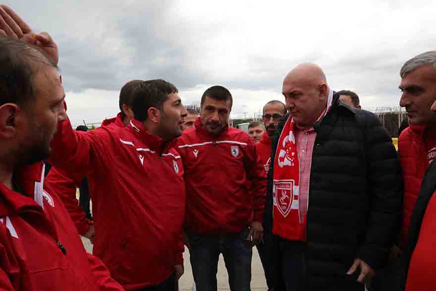 samsunspor-baskanina-gorkemli-karsilama-5.jpg