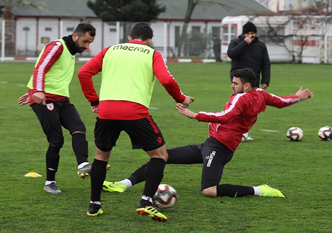 samsunspor-eyup-macina-hazir-2.jpg