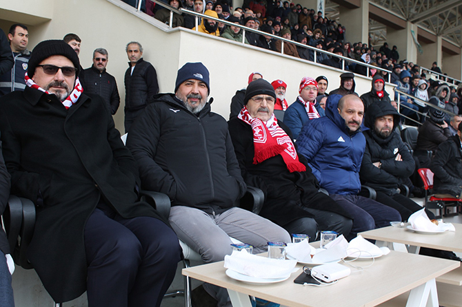 samsunspor-fatsaspor-maci-bafrada-oynandi-c-001.jpg