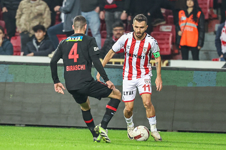 samsunspor-hanesine-3-puan-daha-yazdirdi-5.jpg