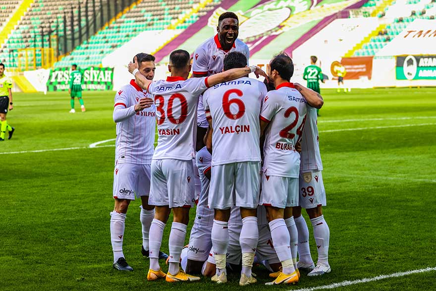 samsunspor-hedefe-emin-adimlarla-3.jpg