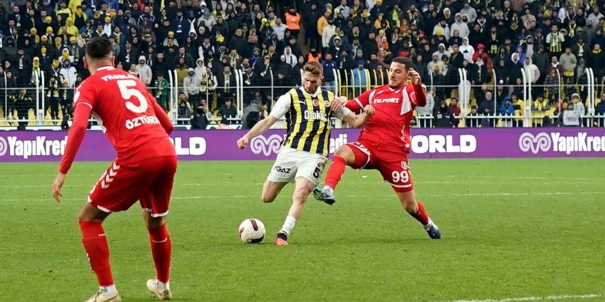 samsunspor-ligin-liderinden-1-puan-aldi3.jpg