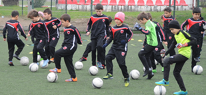 samsunspor-okullari-calismalarina-devam-ediyor-1.jpg