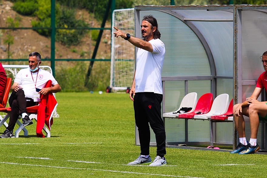 samsunspor-u19-takimi-dolu-dizgin-4.jpg