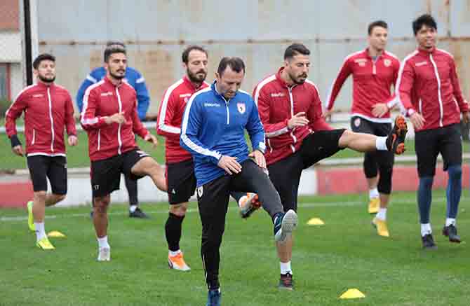 samsunspor-usak-macina-bileniyor-5.jpg