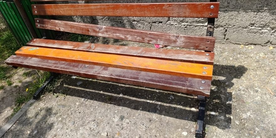 samsunun-bafra-ilcesinde-cocuklar-icin-yapilan-oyun-parki-bir-kez-daha-saldiriya-ugradi-parktaki-kaykay-alani-ve-banklar-kimligi-belirsiz-kisiler-tarafindan-tahrip-edildi-001.jpg