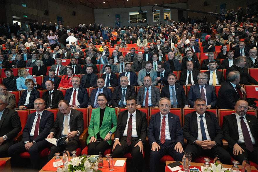 sbb-baskan-adayi-dogan-projelerini-tanitti-3.jpg