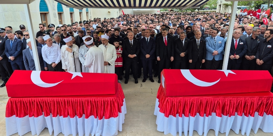 sehit-polis-memurlari-defnedildi-002.jpg