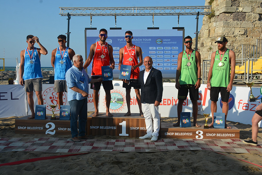 sinopta-plaj-voleybolu-turnuvasi-sona-erdi-3.jpg