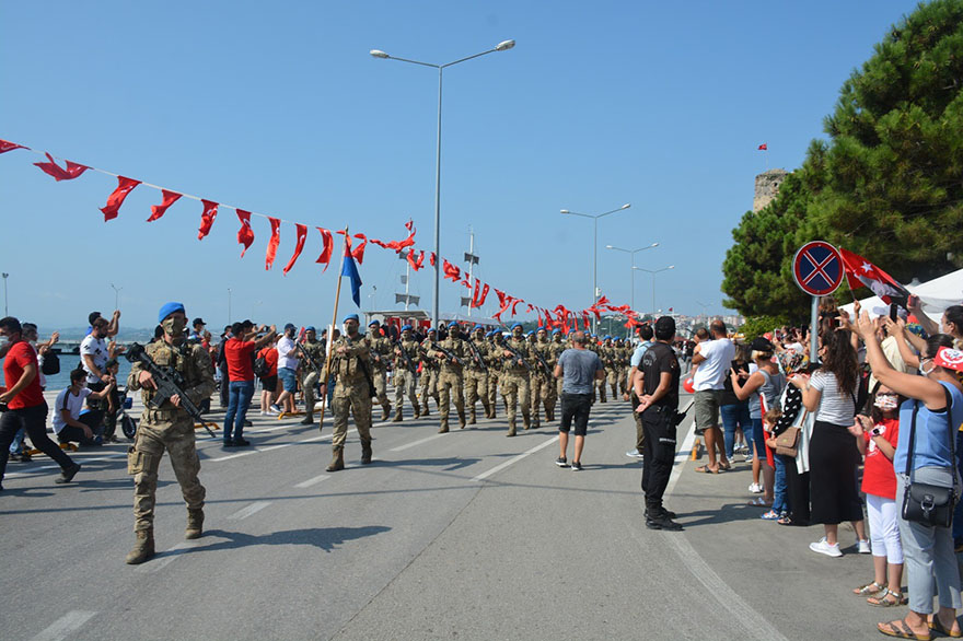 sinopta-zafer-bayrami-coskusu-001.jpg