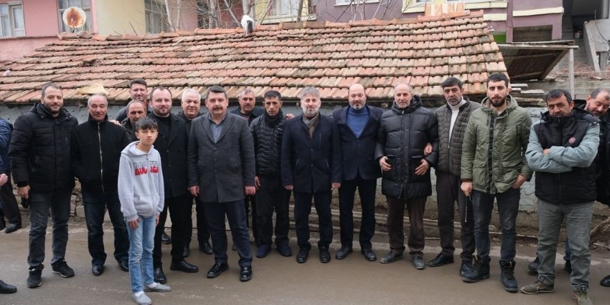 sukru-neis-dededagi-koyunde.jpg