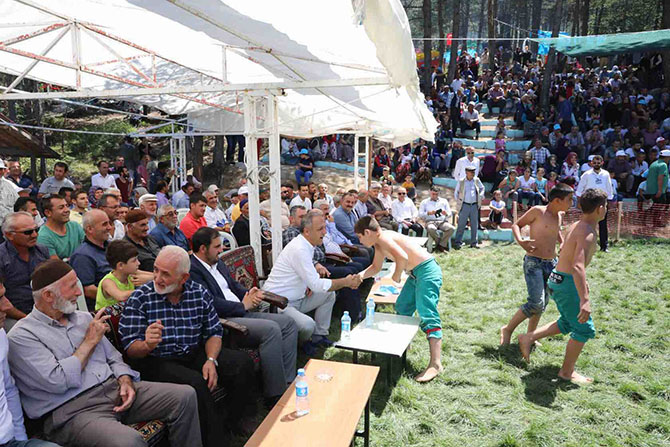 suluova-akdag-yayla-senlikleri-5-agustos-2018-(3).jpg