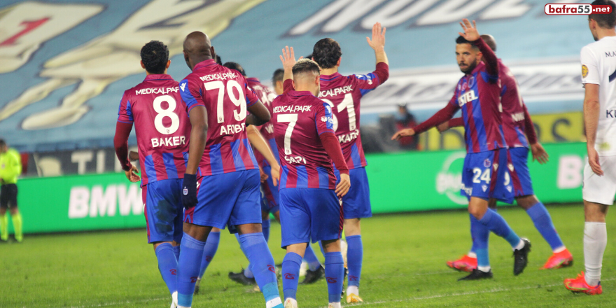 super-ligin-31-haftasinda-trabzonspor-mke-ankaragucunu-konuk-etti-mucadele-bordo-mavili-ekibin-4-1-ustunlugu-ile-sona-erdi.png