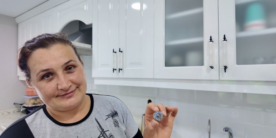 susuzlukla-bogusan-mahalle-hayvanlarin-ictigi-suyla-temizlik-yapiyoruz.jpg