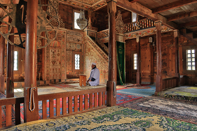 Kavak Haber-Tarih Kokulu Cami 