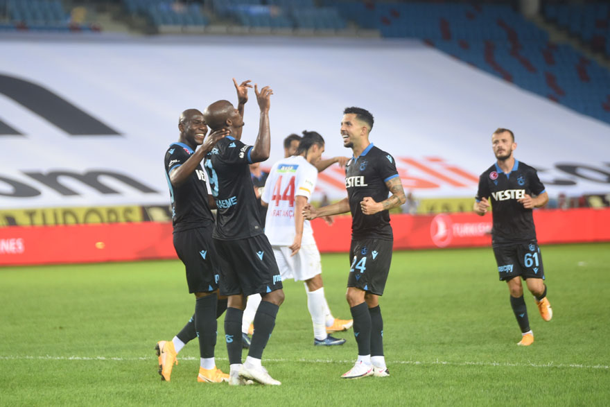 trabzonspor-3-puani-3-golle-aldi-2.jpg