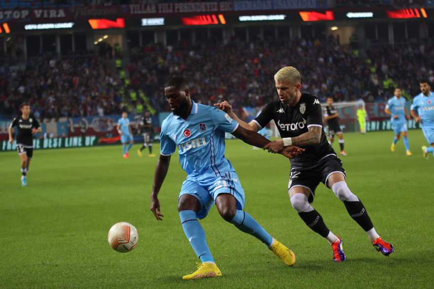 trabzonspor-monacoyu-dagitti-006.jpg