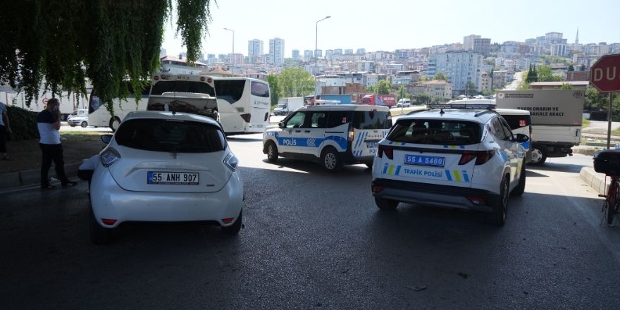 trafik-kazasina-giden-polis-araci-kaza-yapti-4-yarali-2.jpg