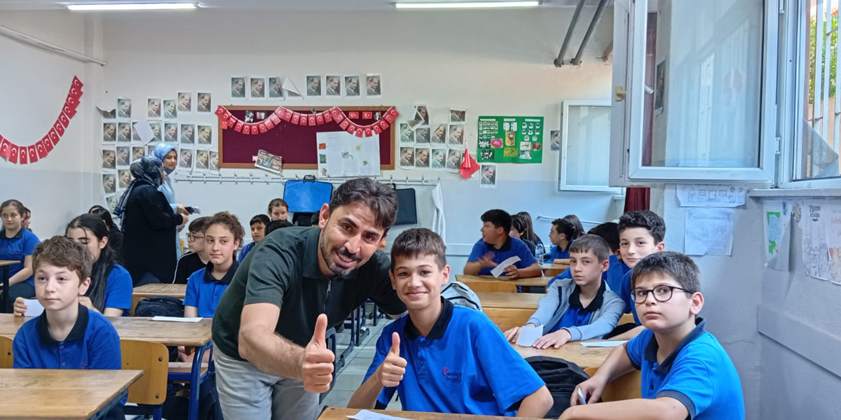 tugva-bafra-yaz-doneminde-de-gencler-icin-sahada-3.jpg
